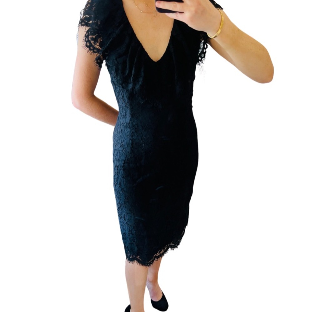 Rachel Zoe ruffle trimmed corded lace dress in black, size 4. Only worn once!